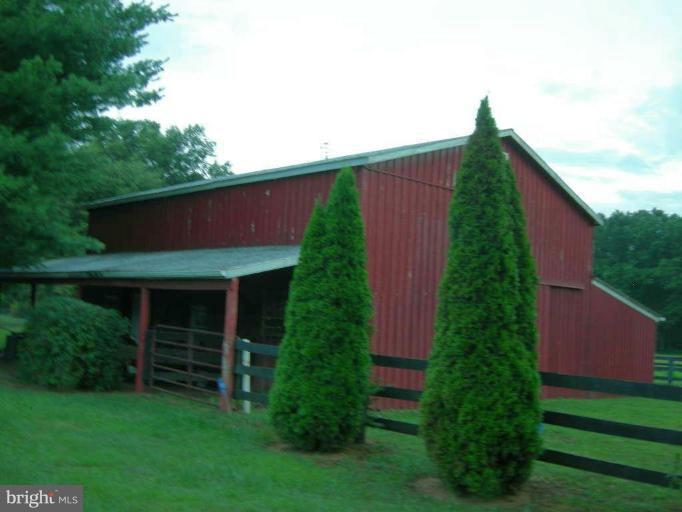 Barn