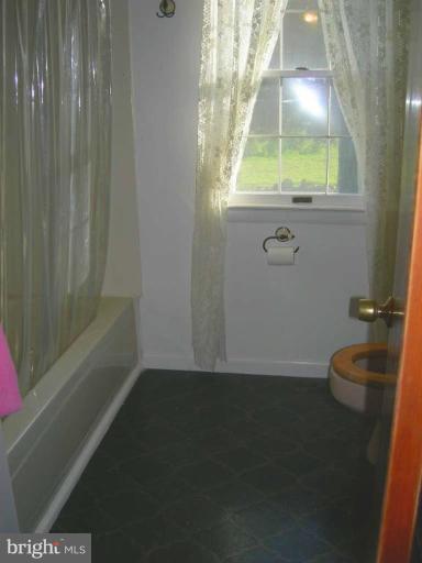 10058 Meetze Road Midland, VA 22728 - Photo 18 of 30 Bath #3