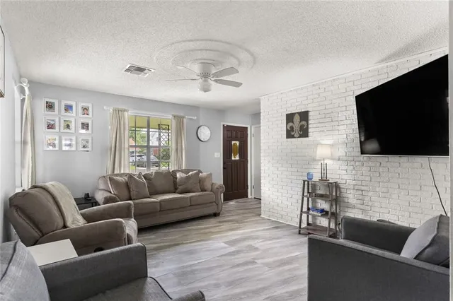 $1,900 | Undisclosed Address, Hahnville, LA 70057