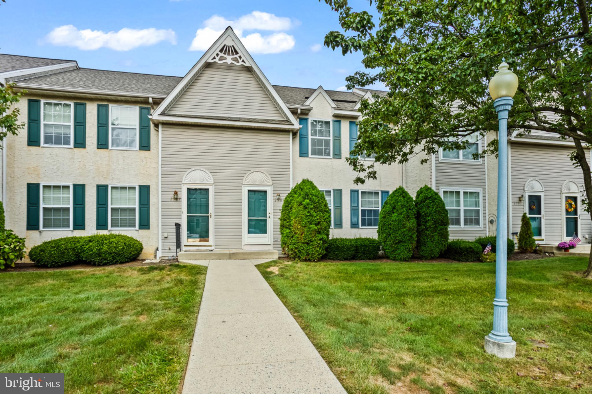 2905 Newport Way Reading, PA 19608 - Photo 1 of 34 Gallery Image 1
