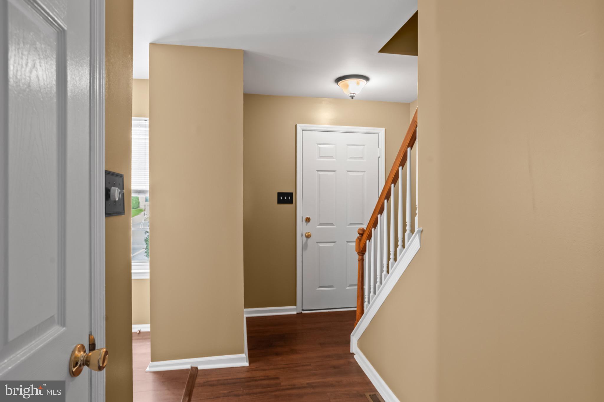 2905 Newport Way Reading, PA 19608 - Photo 4 of 34 Gallery Image 4