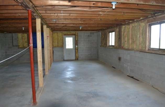 8806 West Pierce Road Sumner, MI 48889 - Photo 12 of 14 1836017-11.JPG