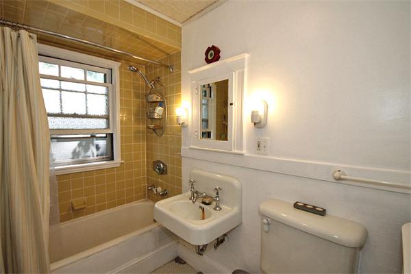 56 Hampstead Road Boston, MA 02130 - Photo 11 of 24 Gallery Image 11