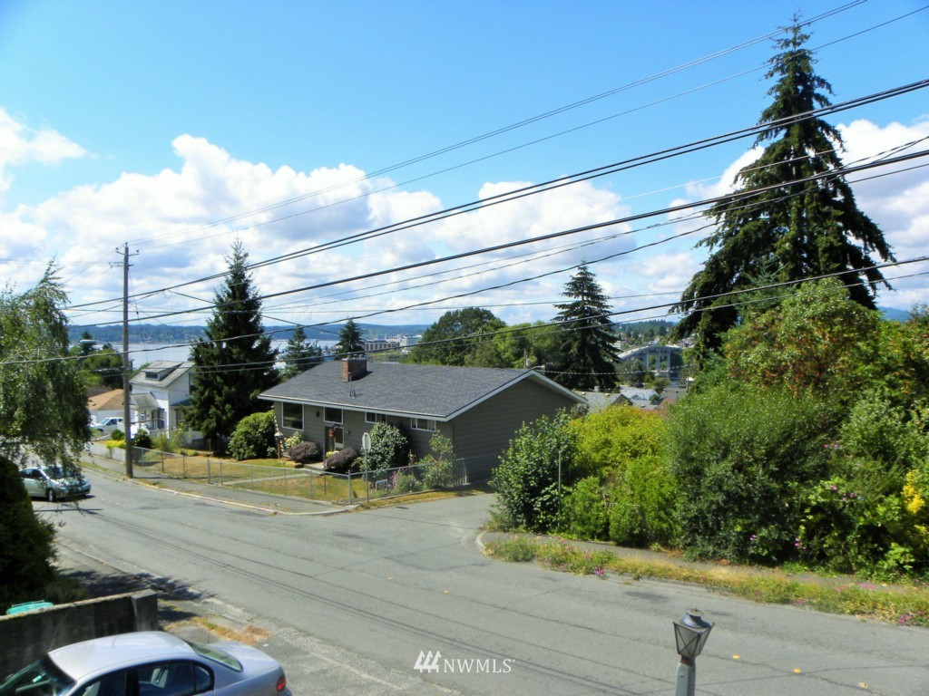 1306 Perry Avenue Bremerton, WA 98310 - Photo 23 of 25 Gallery Image 23