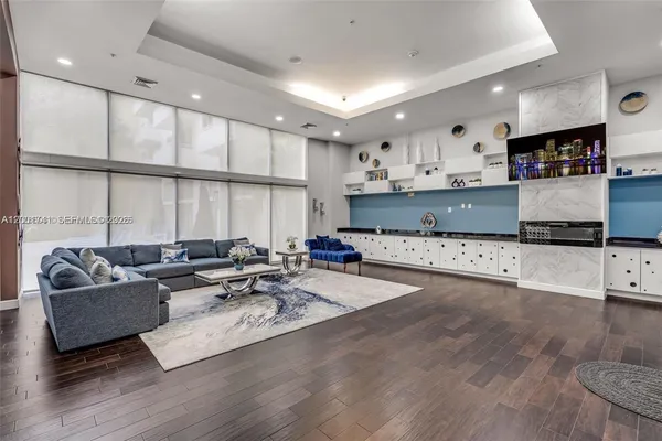 $2,700 | 2775 Northeast 187th Street, Unit 509, Aventura, FL 33180
