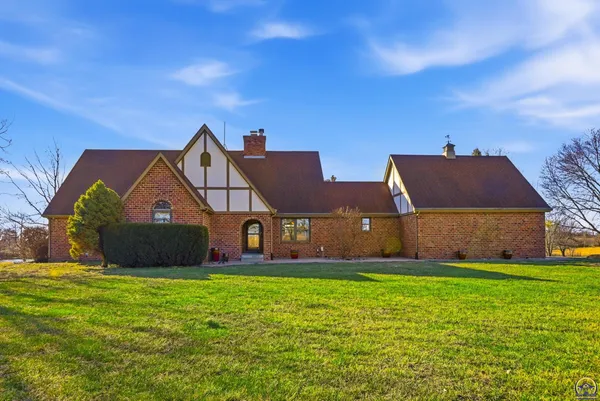$1,650,000 | 10047 Southwest 101st Street, Auburn, KS 66402