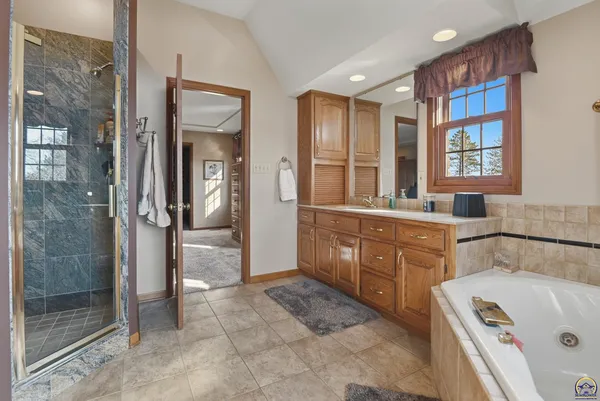 $1,650,000 | 10047 Southwest 101st Street, Auburn, KS 66402