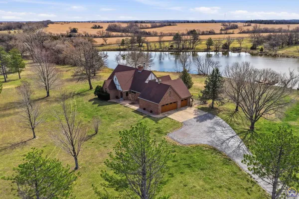 $1,650,000 | 10047 Southwest 101st Street, Auburn, KS 66402