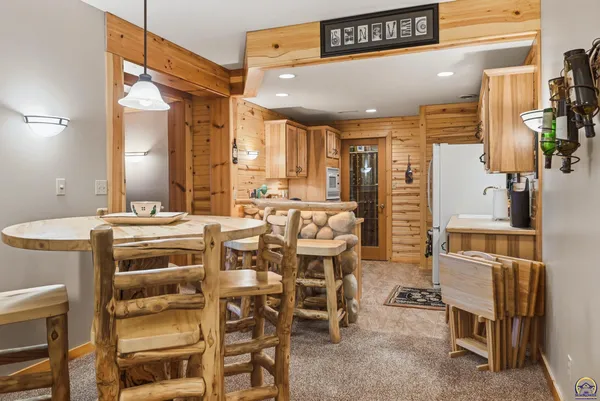 $1,650,000 | 10047 Southwest 101st Street, Auburn, KS 66402