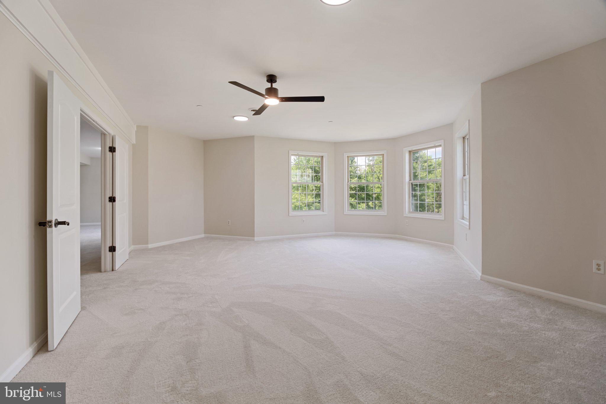 7147 Linganore Road New Market, MD 21774 - Photo 34 of 44 Spacious, sunlit room with charm.