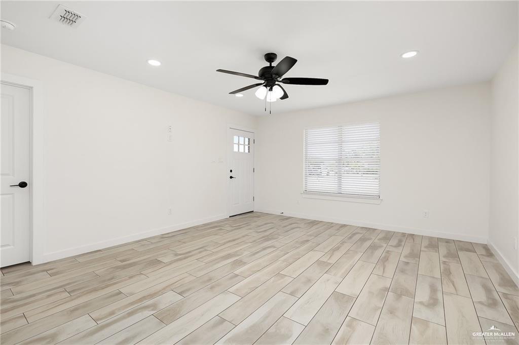 321 East Stubbs Street Edinburg, TX 78539 - Photo 2 of 18