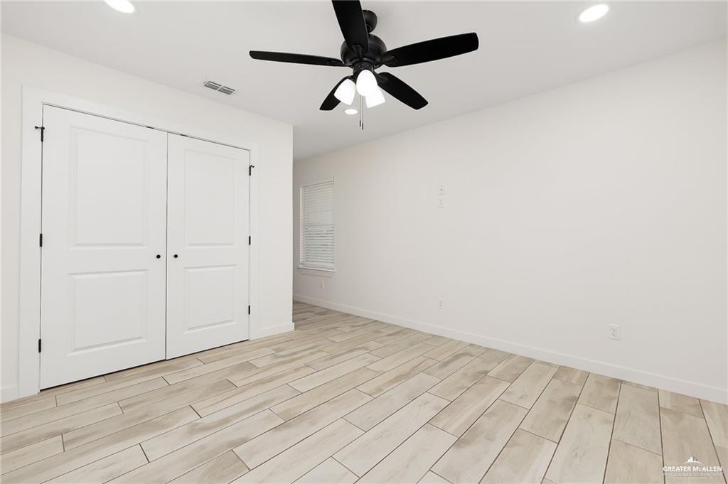 321 East Stubbs Street Edinburg, TX 78539 - Photo 10 of 18