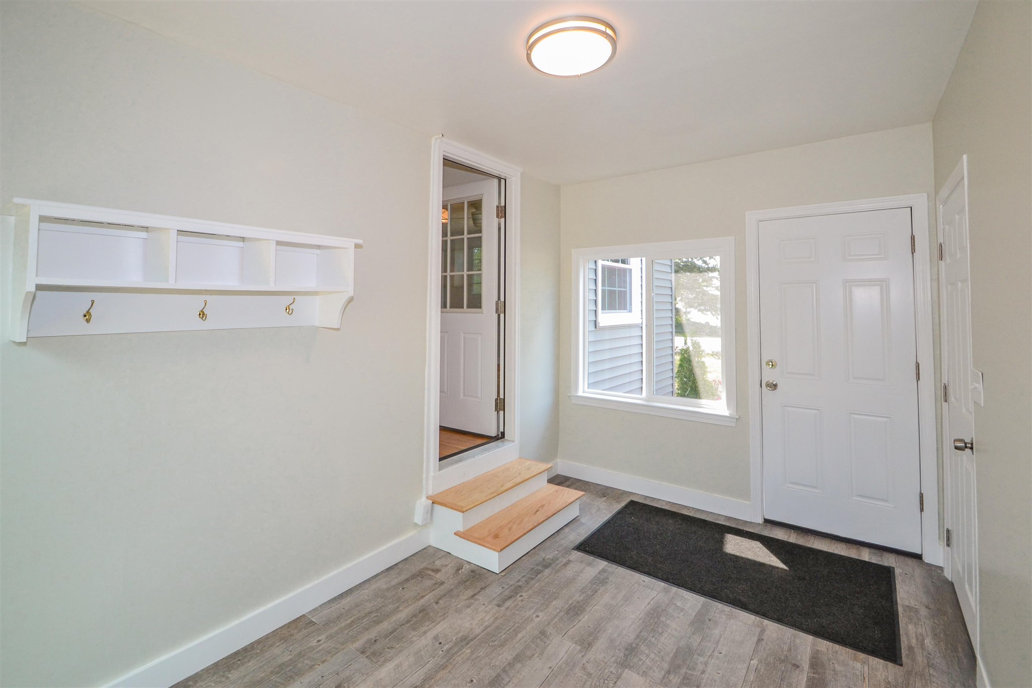 25 Post Road North Hampton, NH 03862 - Photo 3 of 31