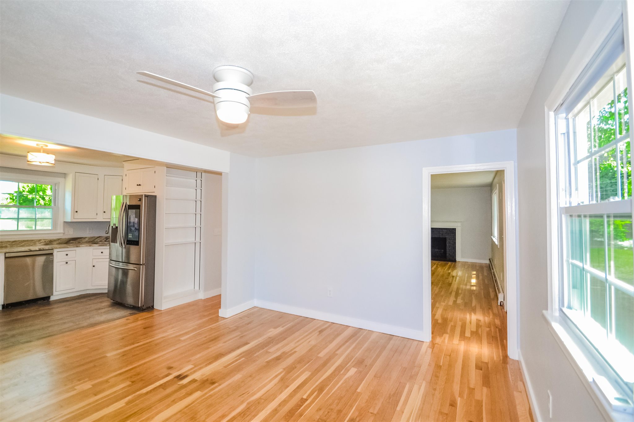 25 Post Road North Hampton, NH 03862 - Photo 5 of 31
