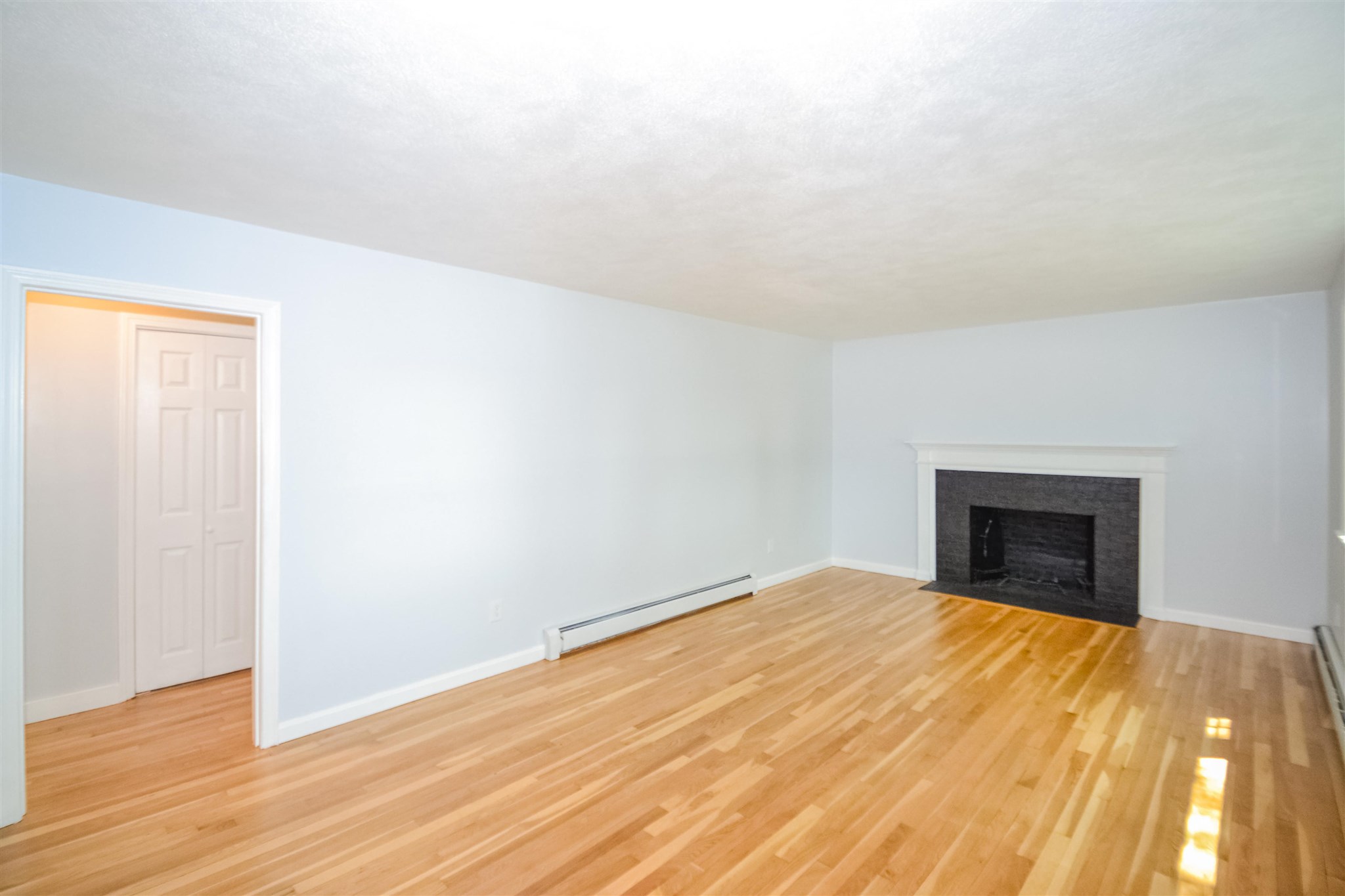 25 Post Road North Hampton, NH 03862 - Photo 10 of 31