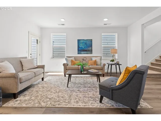 $455,990 | 5184 Holly Street, Springfield, OR 97478