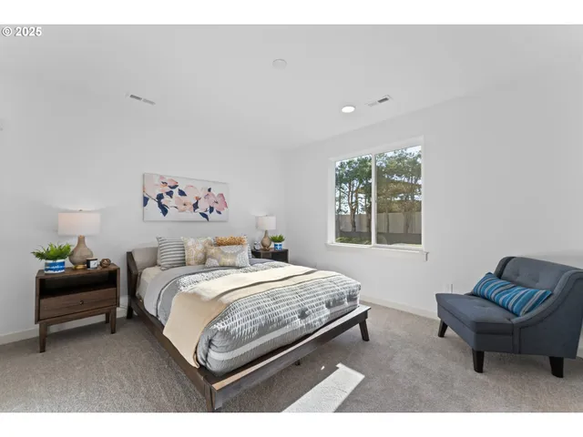 $455,990 | 5184 Holly Street, Springfield, OR 97478