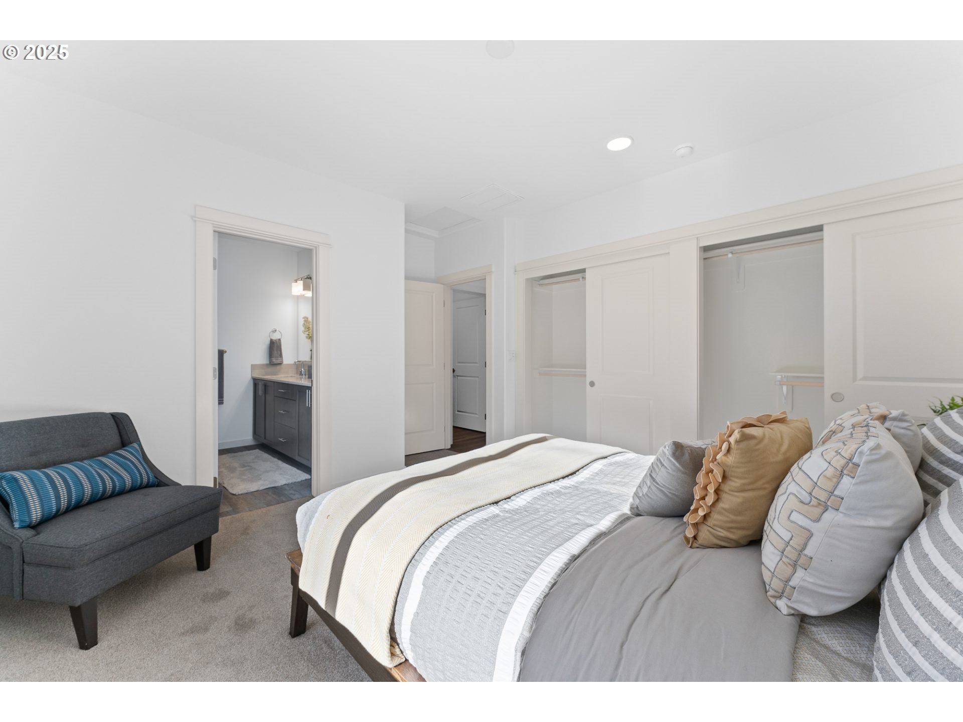 5184 Holly Street Springfield, OR 97478 - Photo 7 of 8