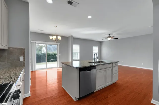 $309,900 | 8 Irvington Drive, Greer, SC 29650