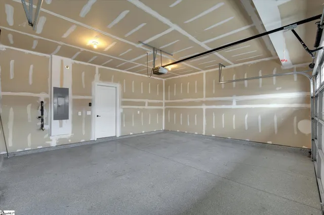 $309,900 | 8 Irvington Drive, Greer, SC 29650