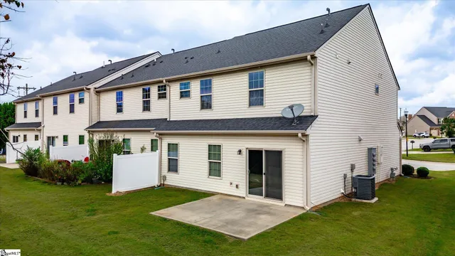 $309,900 | 8 Irvington Drive, Greer, SC 29650