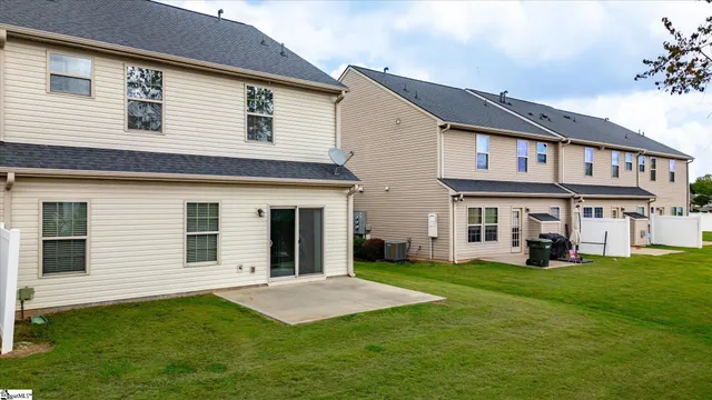 $309,900 | 8 Irvington Drive, Greer, SC 29650