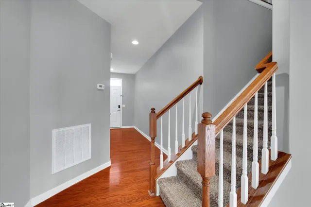 $309,900 | 8 Irvington Drive, Greer, SC 29650