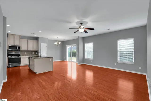 $309,900 | 8 Irvington Drive, Greer, SC 29650