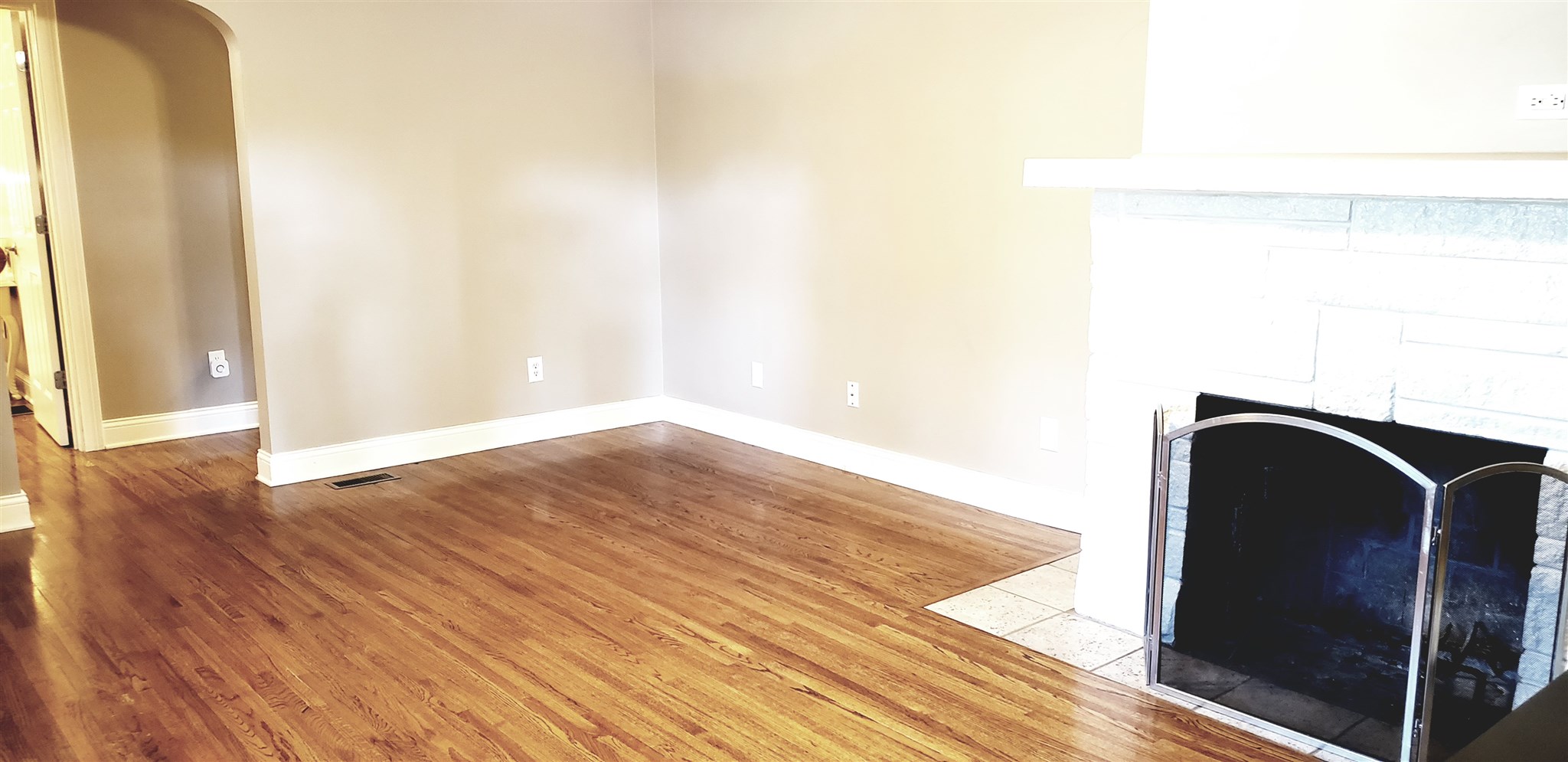 420 South Eickhoff Road Evansville, IN 47712 - Photo 12 of 35 Gallery Image 12