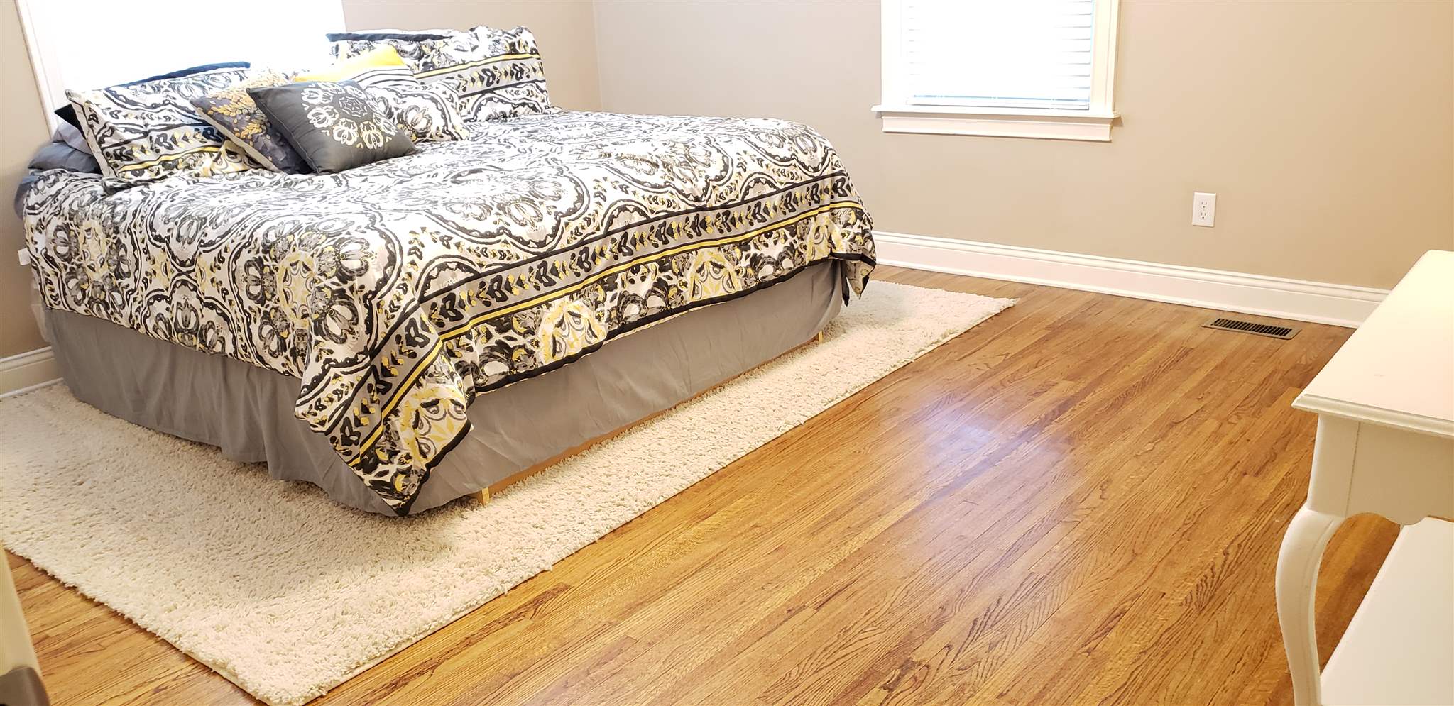 420 South Eickhoff Road Evansville, IN 47712 - Photo 14 of 35 Gallery Image 14