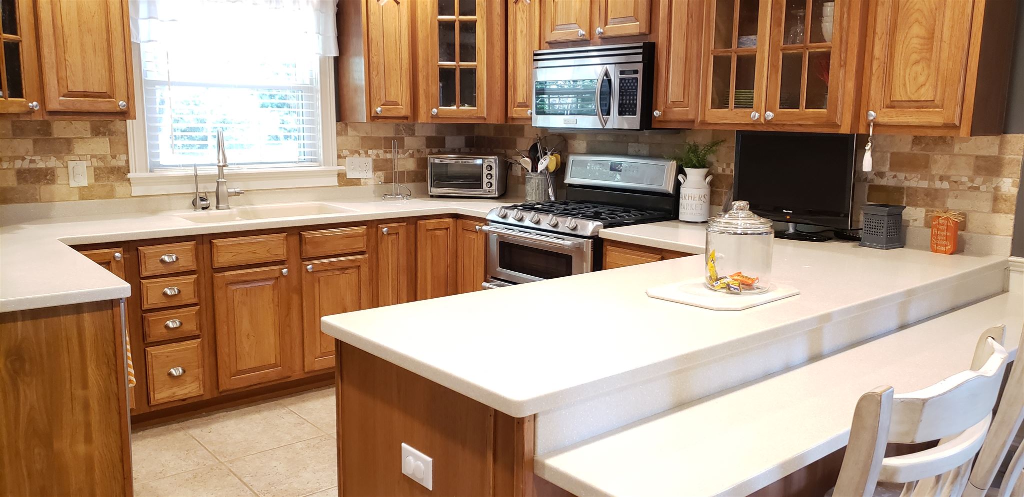 420 South Eickhoff Road Evansville, IN 47712 - Photo 6 of 35 Gallery Image 6