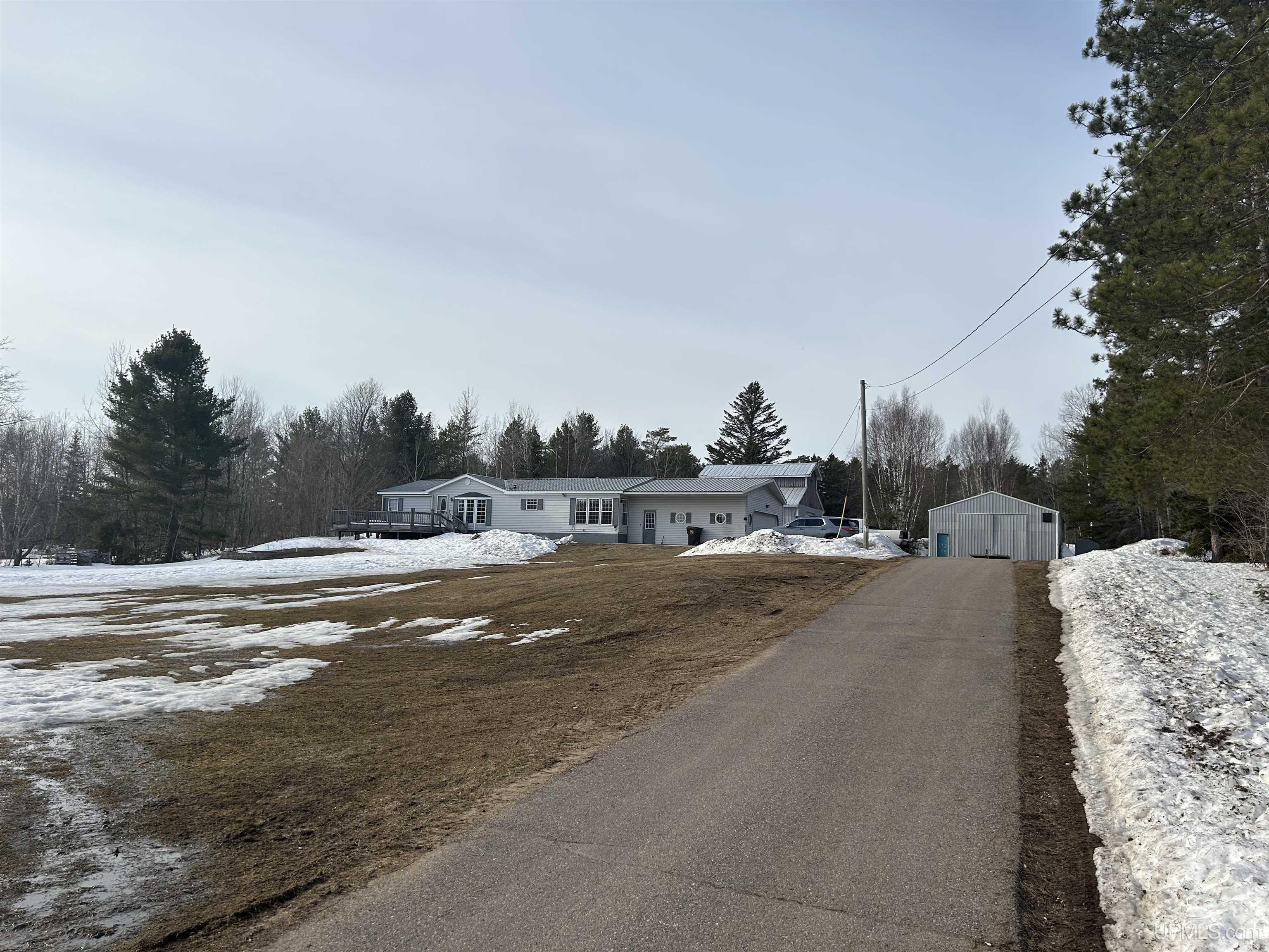 E9734 Old Indiantown Road Munising, MI 49862 - Photo 27 of 32