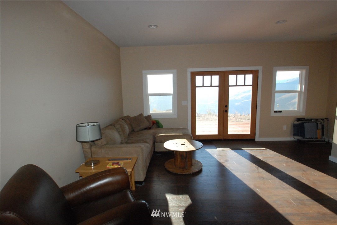 27 Avery Road Pateros, WA 98846 - Photo 3 of 18 Gallery Image 3