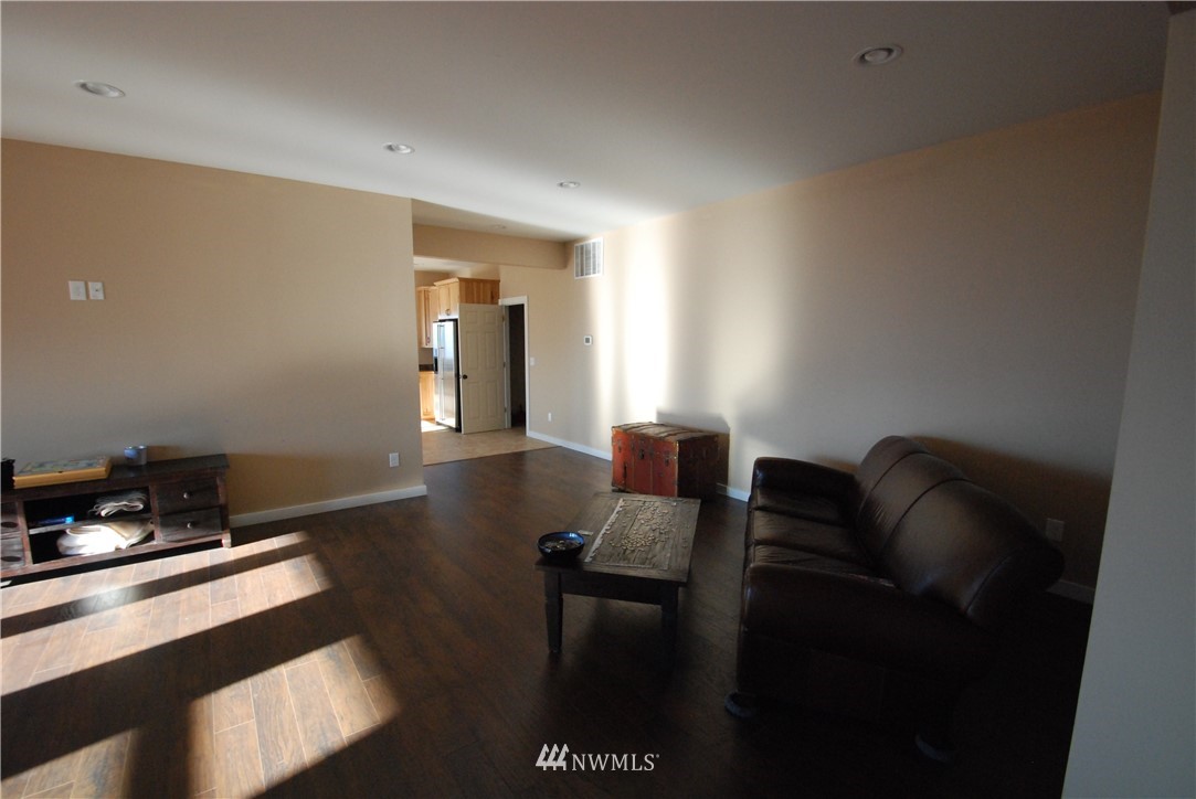 27 Avery Road Pateros, WA 98846 - Photo 4 of 18 Gallery Image 4
