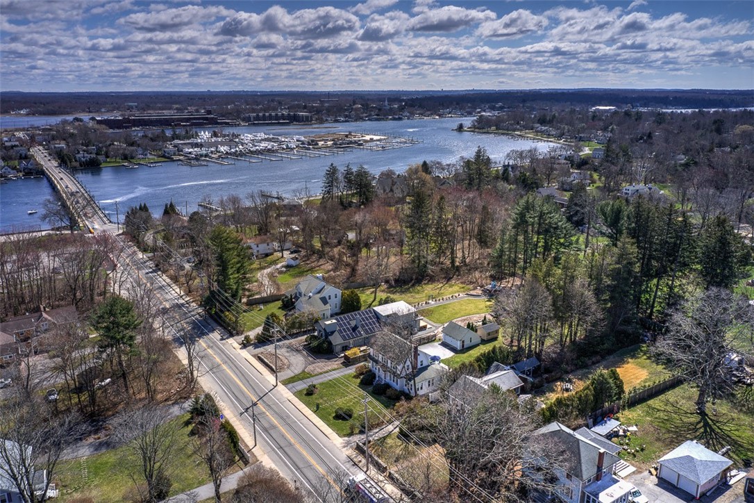 110 County Road Barrington, RI 02806 - Photo 5 of 48