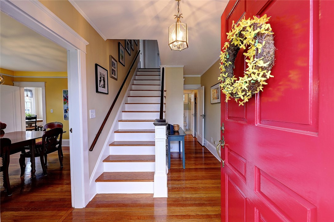 110 County Road Barrington, RI 02806 - Photo 6 of 48