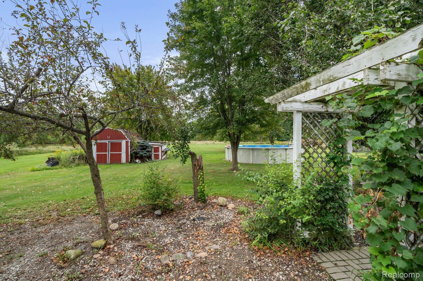 15475 Schultz Road Allenton, MI 48002 - Photo 31 of 41 Gallery Image 31