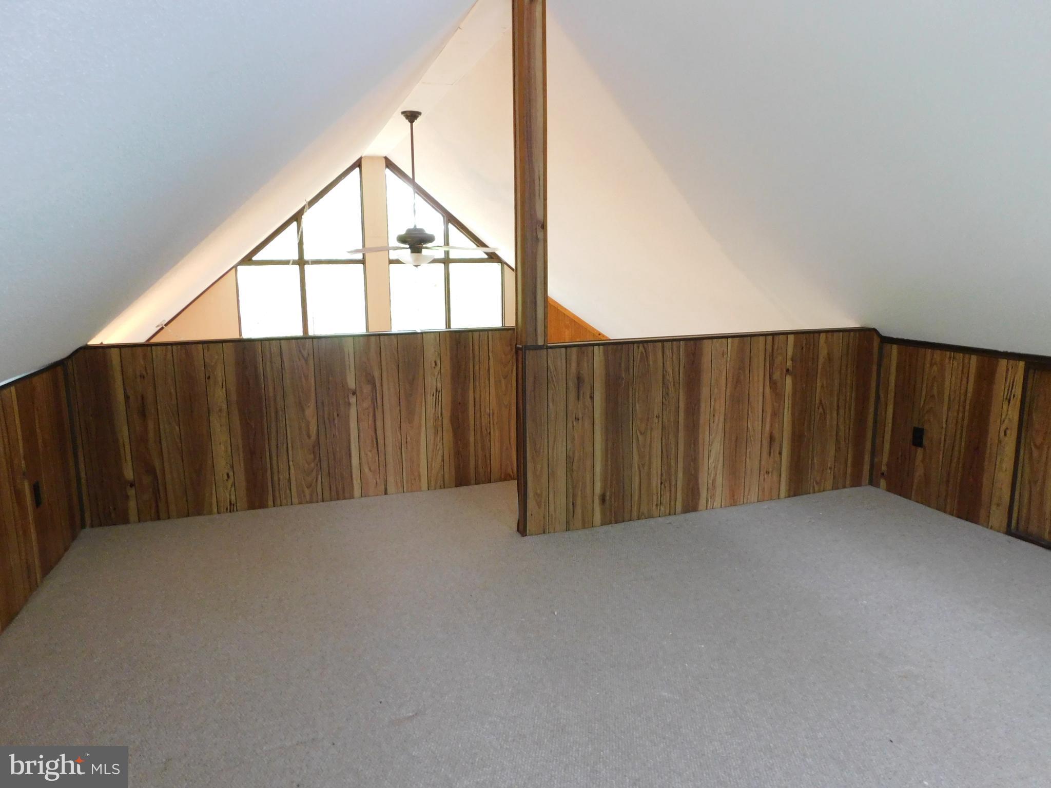 301 Animikean Ridge Hedgesville, WV 25427 - Photo 35 of 51 Open loft