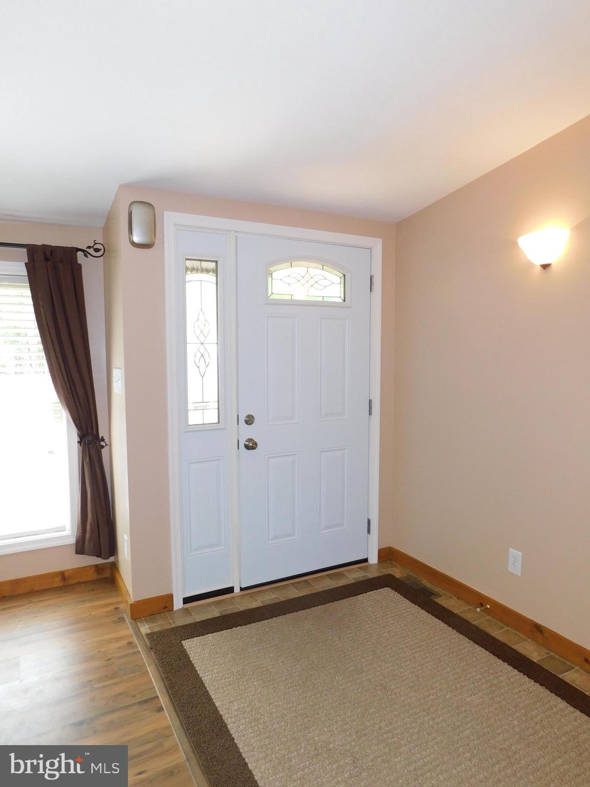 301 Animikean Ridge Hedgesville, WV 25427 - Photo 7 of 51 Entry