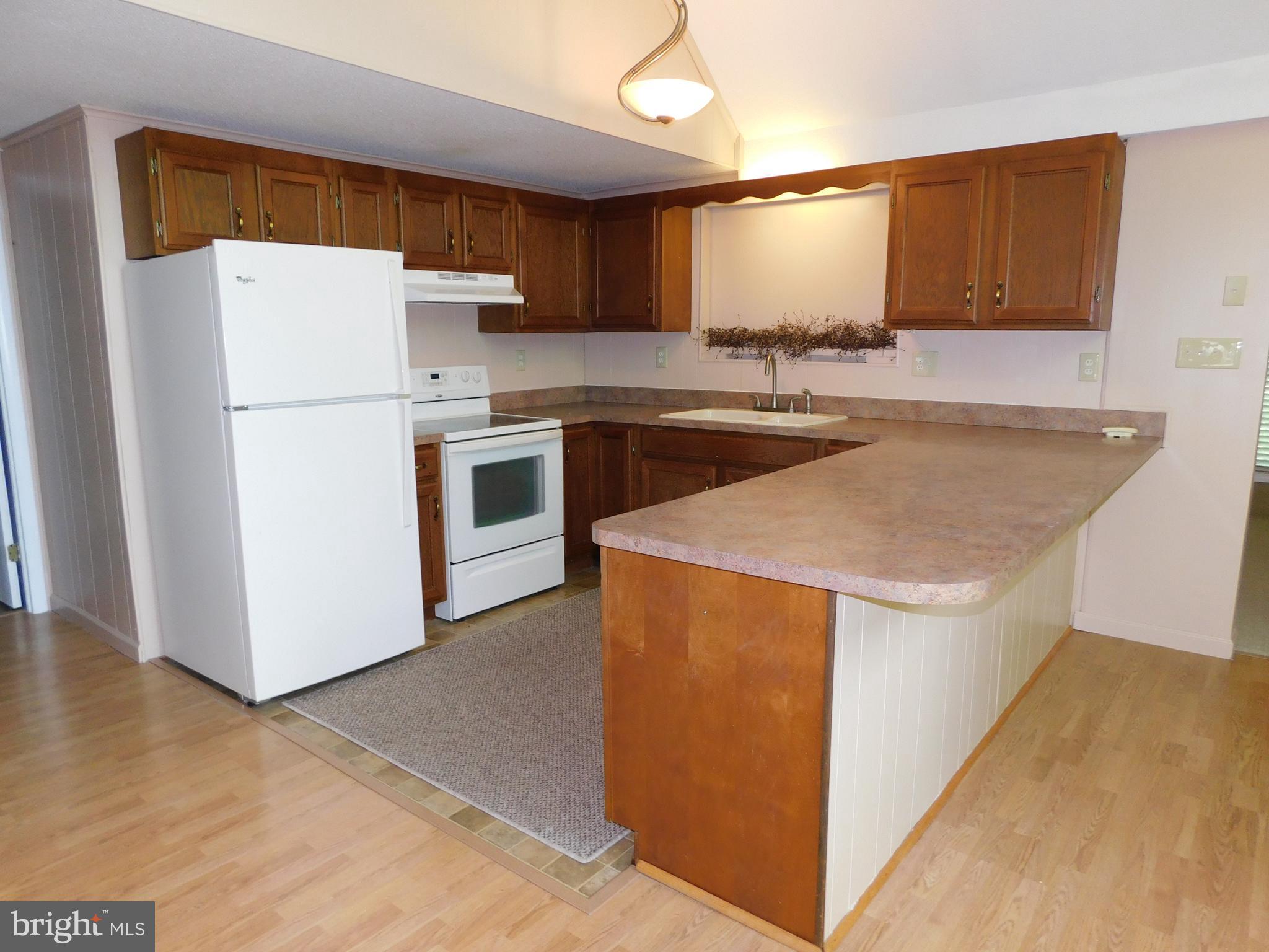 301 Animikean Ridge Hedgesville, WV 25427 - Photo 8 of 51 Kitchen
