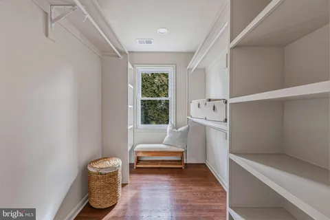 $1,199,999 | 1331 Deep Run Lane, Reston, VA 20190