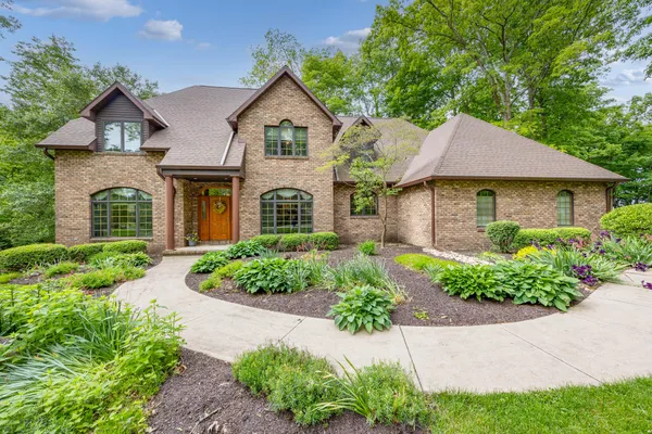 $679,900 | 129 Tanglewood Drive, West Liberty, OH 43357