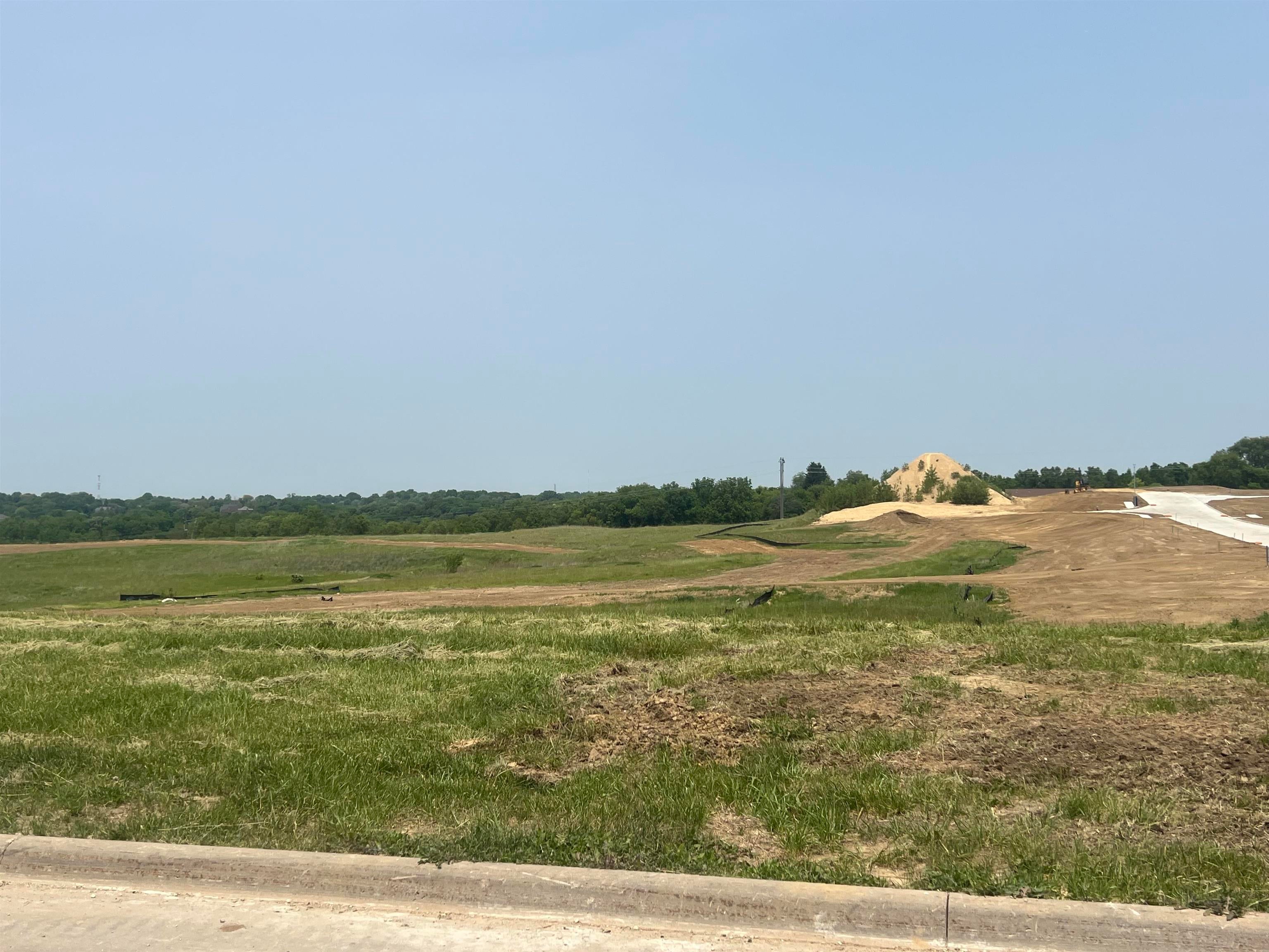 Lot 89 South Pointe Drive Dubuque, IA 52003 - Photo 2 of 2 Gallery Image 2
