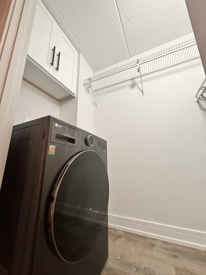 1 Renaissance Place, Unit 1216 Palatine, IL 60067 - Photo 14 of 17 a utility room with dryer and washer