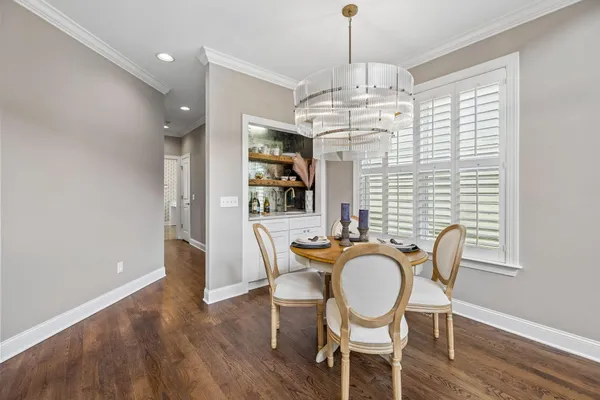 $890,000 | 619 East 16th Street, Chattanooga, TN 37408