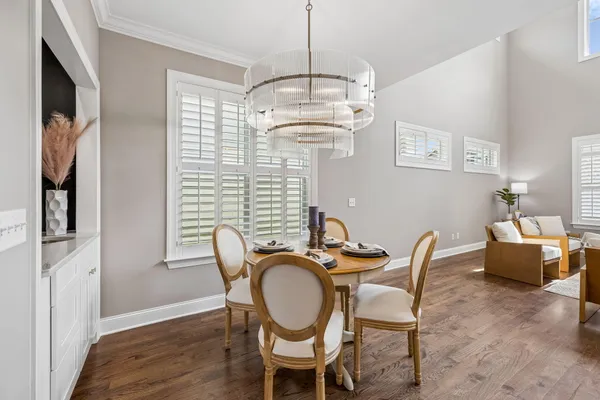 $890,000 | 619 East 16th Street, Chattanooga, TN 37408