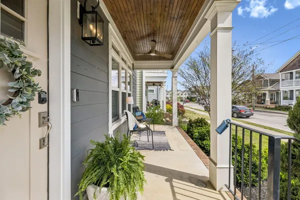 $890,000 | 619 East 16th Street, Chattanooga, TN 37408