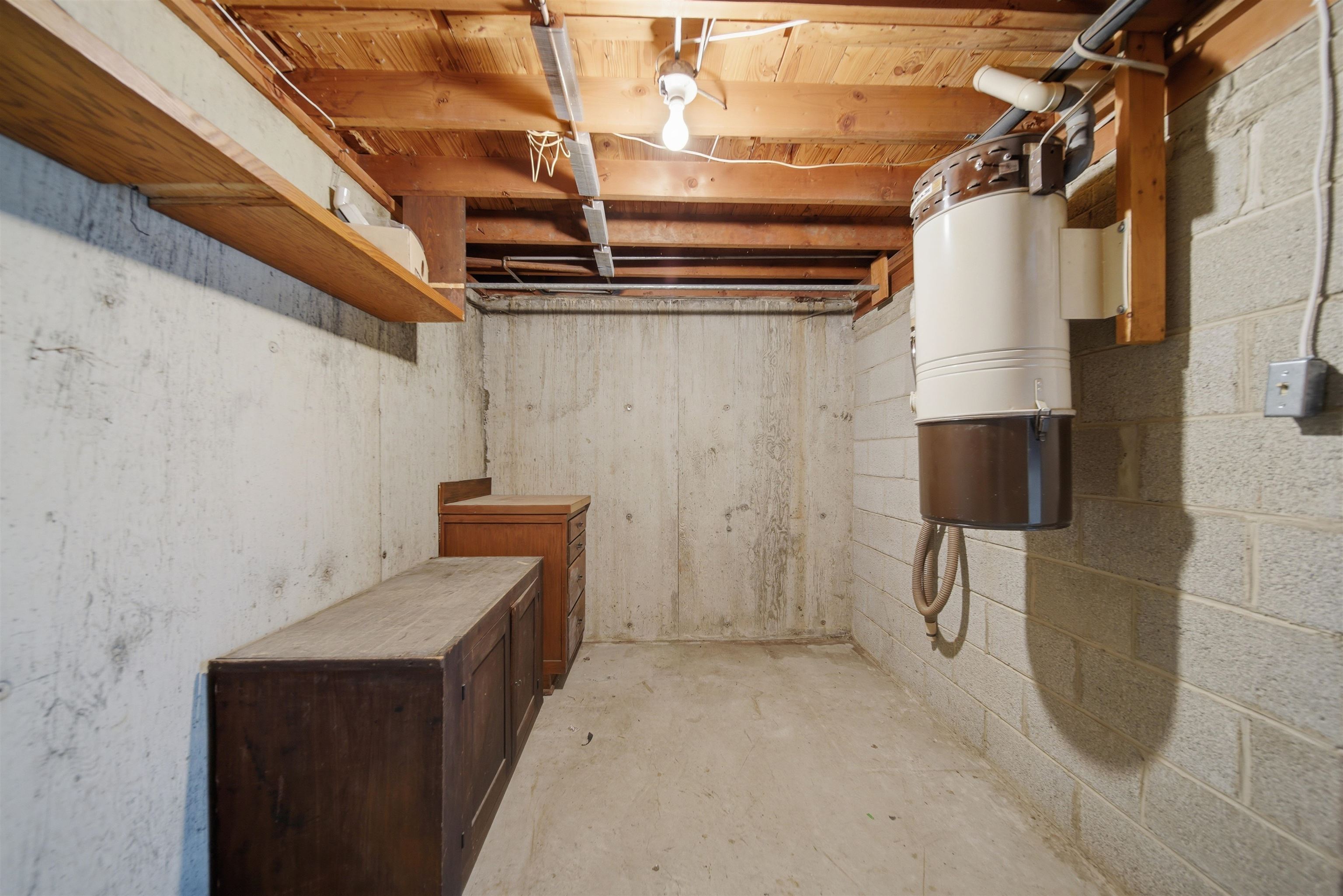 1213 Douglas Terrace Dixon, IL 61021 - Photo 41 of 49 a utility room with a washer and dryer