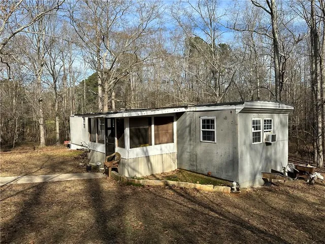 $99,900 | 198 Sweetwater Trail, Villa Rica, GA 30180