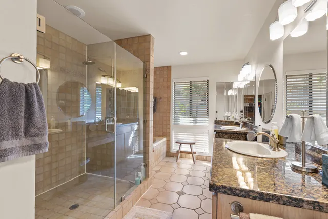 $1,950,000 | 77-6430 Pualani Street, Kailua-Kona, HI 96740